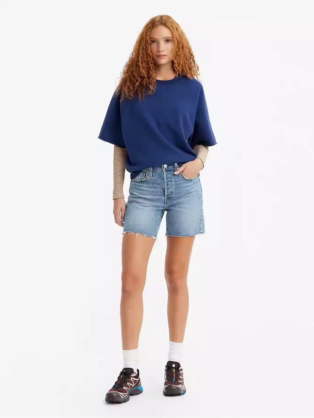 Levi 501 mid thigh shorts size 30